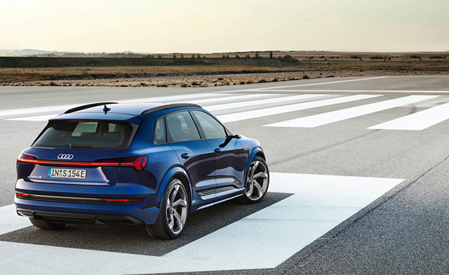 Stehst Du auf das Elektro-Luxusmodell Audi e-tron S?
