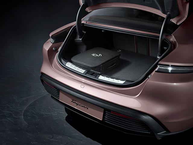 Elektroauto Porsche Taycan Höchstgeschwindigkeit bis 260 km/h mit Sicherheit